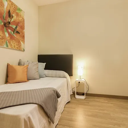 Elcano Apartment